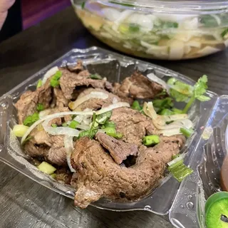 2. Grilled Beef Ribeye Noodle Soup