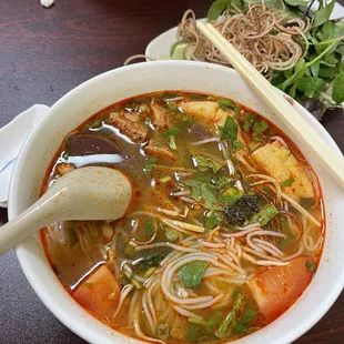 Bun rieu