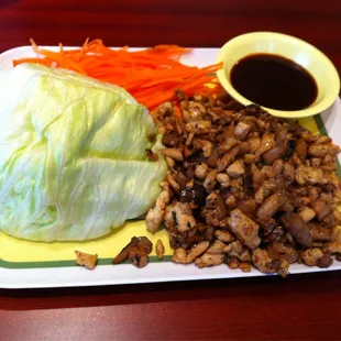 Lettuce wraps, what a fantastic light lunch