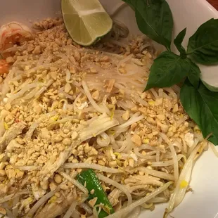 Pad Thai with Shrimp and Chicken