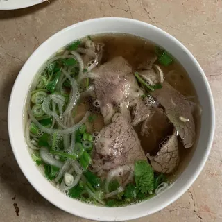 16. Noodles Soup with Well-Done Flank, and Soft Tendon