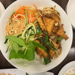 Vermicelli Bowl with grilled lemongrass tofu