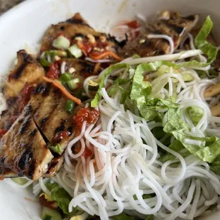 Grilled chicken vermicelli noodle bowl. $10.50.
