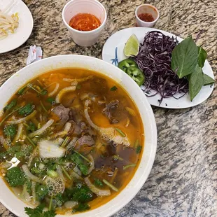 food, ramen and noodles
