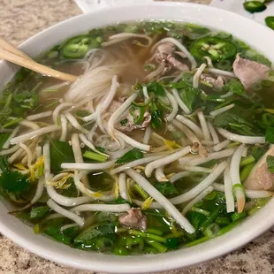 Pho with eye of round and skirt flank