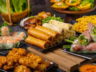 SJ Eggrolls