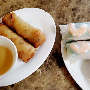 Egg rolls and spring rolls