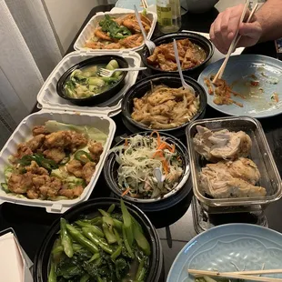Perfect family dinner date delivery!