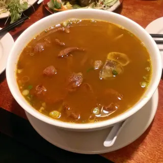C7. Hot Beef Rice Noodle Soup