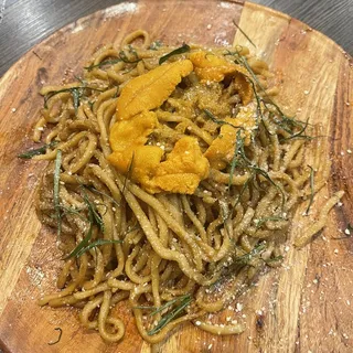 Santa Barbara uni garlic noodles