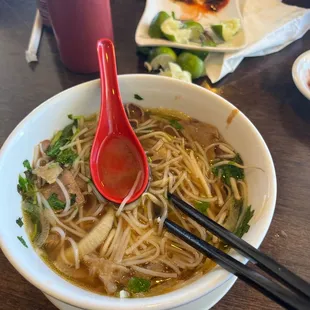 food, ramen and noodles