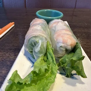 3. Fresh Summer Rolls with Shrimp & Pork