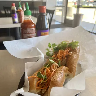 Banh mi ga (chicken)
