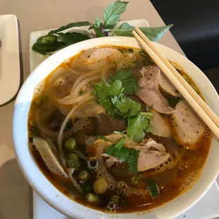 Bun bo hue