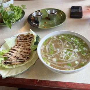 PH10. Pho Ga with grilled chicken