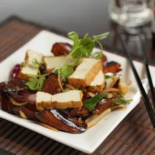 Ve1. Tofu Basil Eggplant