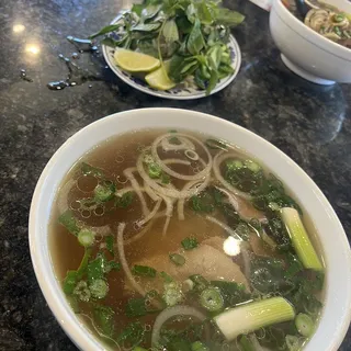 P20. Steak Noodle Soup/Pho Tai