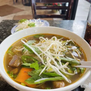 S36. Beef Stew/Bo Kho