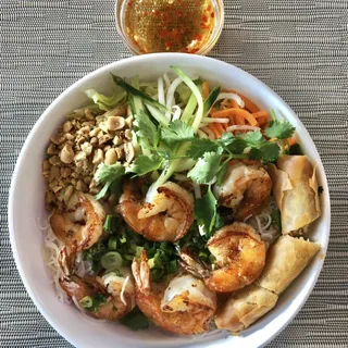 C67. Grilled Shrimp, Egg Roll Plate/Com Tom Nuong, Cha Gio