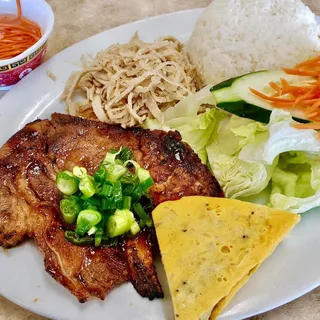 C68. Grilled Porkchop, Shredded Pork, Egg Cake Plate/Com Suon, Bi, Cha