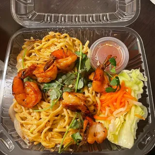 M91. Grilled Shrimp Over Garlic Noodles/Mi Toi Tom