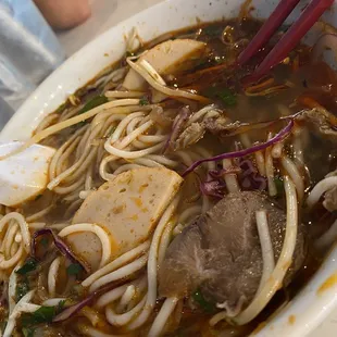 Bun Bo Hue with 1 pork knuckle