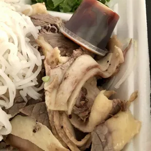 ramen and noodles, food