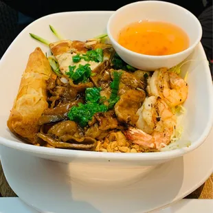 Beef &amp; Shrimp Vermicelli with Egg Roll side.