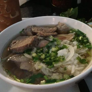 D's Special Spring Rolls