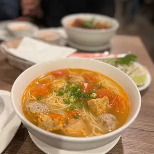 Bun Rieu - it&apos;s aight - @rayz