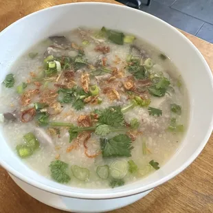 Chao long - rice porridge with offal meats