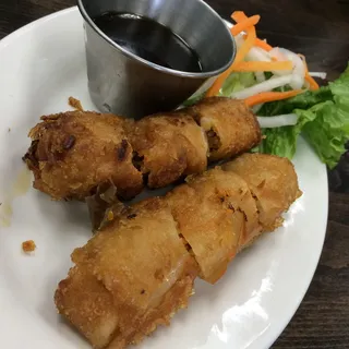 V2. Crispy Veggie Rolls