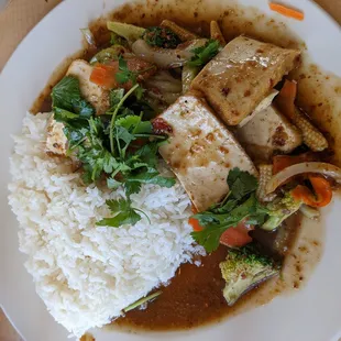 Tofu and veggies in lemongrass sauce (from the vegetarian menu)
