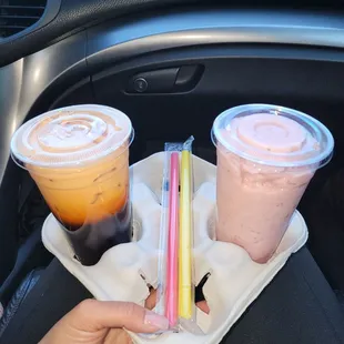 Thai tea and strawberry smoothie