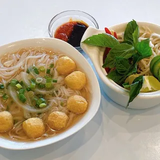 Pho with Fish Balls