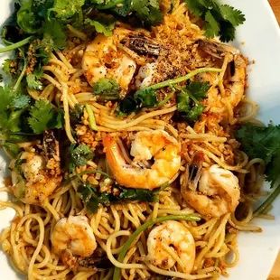 Garluc noodles with shrimp