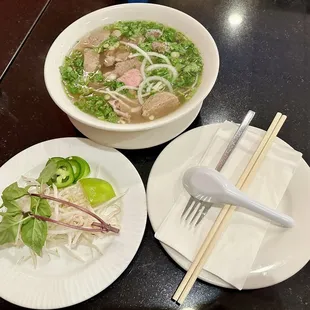 House Combination Pho (Pho Dac Biet)
