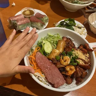 B1. 5 Items Noodle Salad