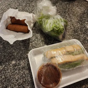 On point packaging of egg roll and summer roll, so no Delivery spillage. Well done!