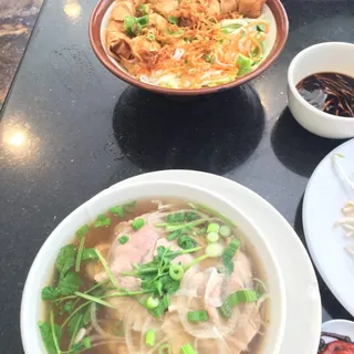 P10 Pho Tai Sach