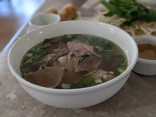Pho Ha Long