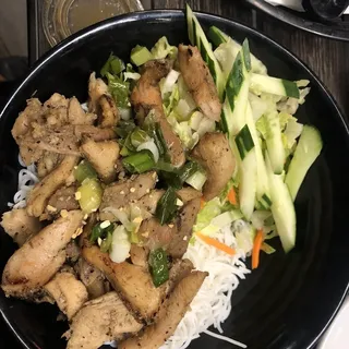 Vermicelli Noodle grilled chicken