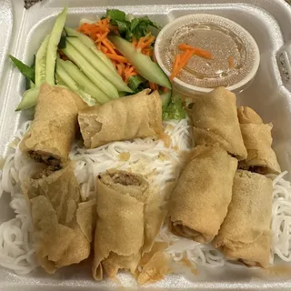 Vermicelli Noodles with Egg Rolls (4)