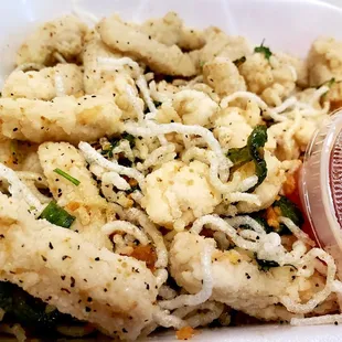 Pepper-Salted Faux Calamari (vegan). Decent, but the dipping sauce needs improving.