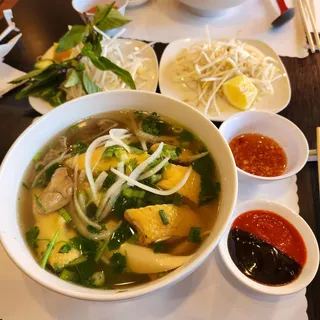 Pho Ga Dui An Nam