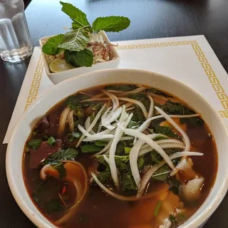 Bun Bo Hue
