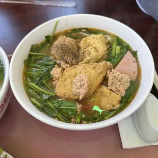 Canh Bun Rau Muong