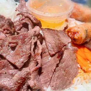 37. Grilled Beef with Vermicelli + imperial rolls