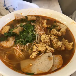 18. Bun Rieu
