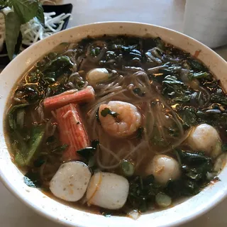 21. Satay Spicy Shrimp Noodle Soup sa te hai San sup